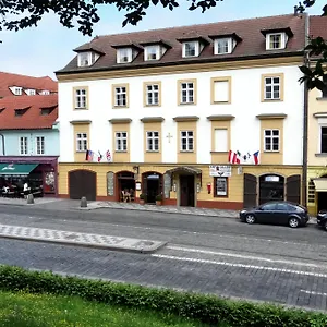Otel U Krize